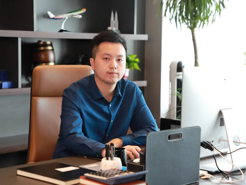 鹽商人物第19期丨專(zhuān)訪宏順建設(shè)總經(jīng)理蔣林：建精品工程，樹(shù)時(shí)代豐碑